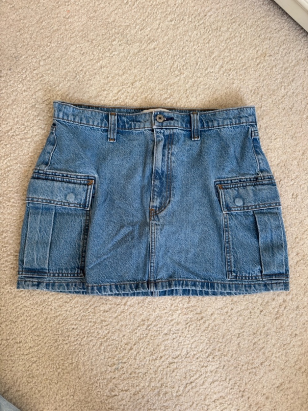 Abercrombie & Fitch Cargo Jean Skirt